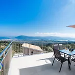 Βίλα Villelia View 1 *