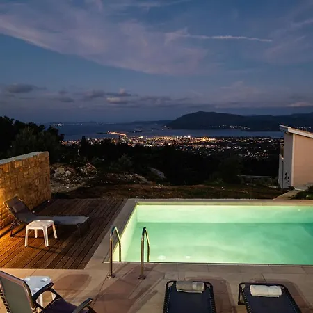 Villelia View 1 Villa
